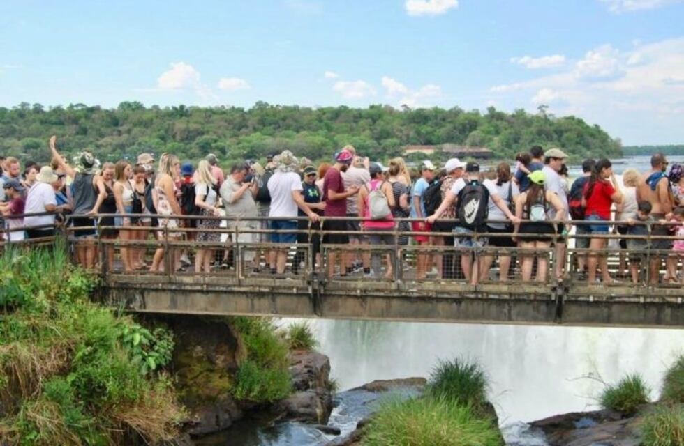 En 10 días, unas 65 mil personas ya visitaron las Cataratas del Iguazú