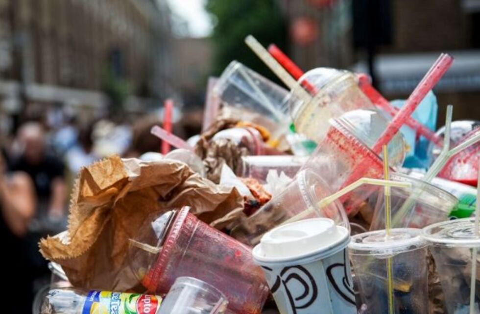 Prohiben el uso de sorbetes en shoppings, hoteles y comercios de la Ciudad de Buenos Aires