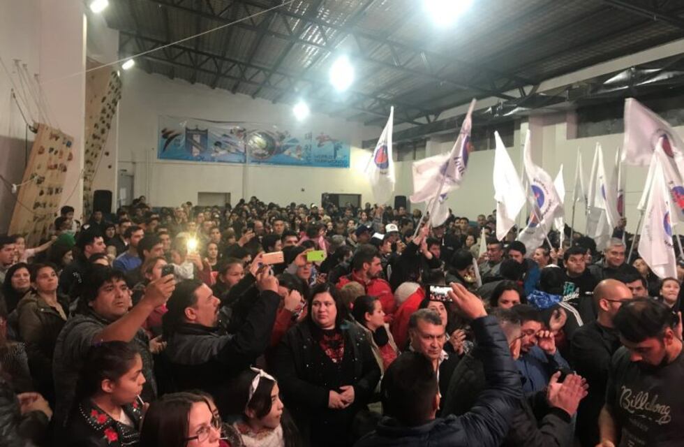 Punta pie inicial a la carrera para el cuarto mandato de Queno