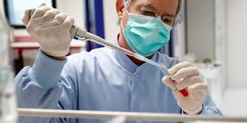 16/04/2020 Imagen de archivo de un laboratorio\u002E POLITICA Óscar J\u002EBarroso - Europa Press