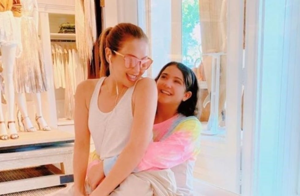 La hija de Thalía diseñó su vestido de 15 ¡inspirado en el del casamiento de su mamá!