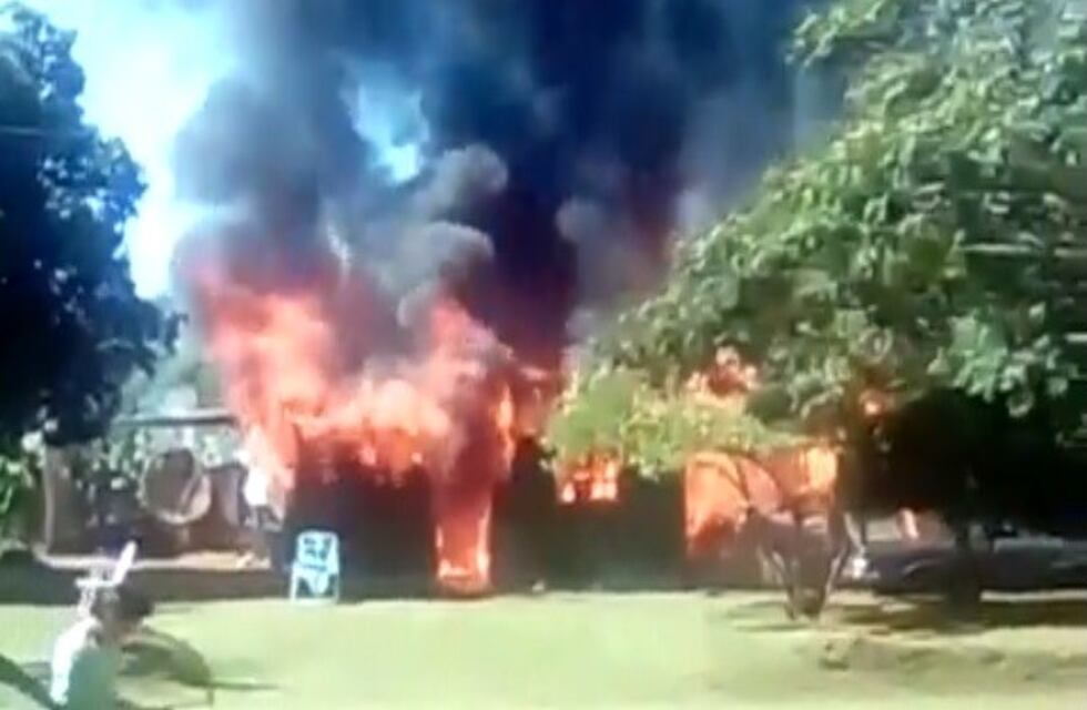 San Ignacio: una familia perdió todo en un incendio y piden donaciones