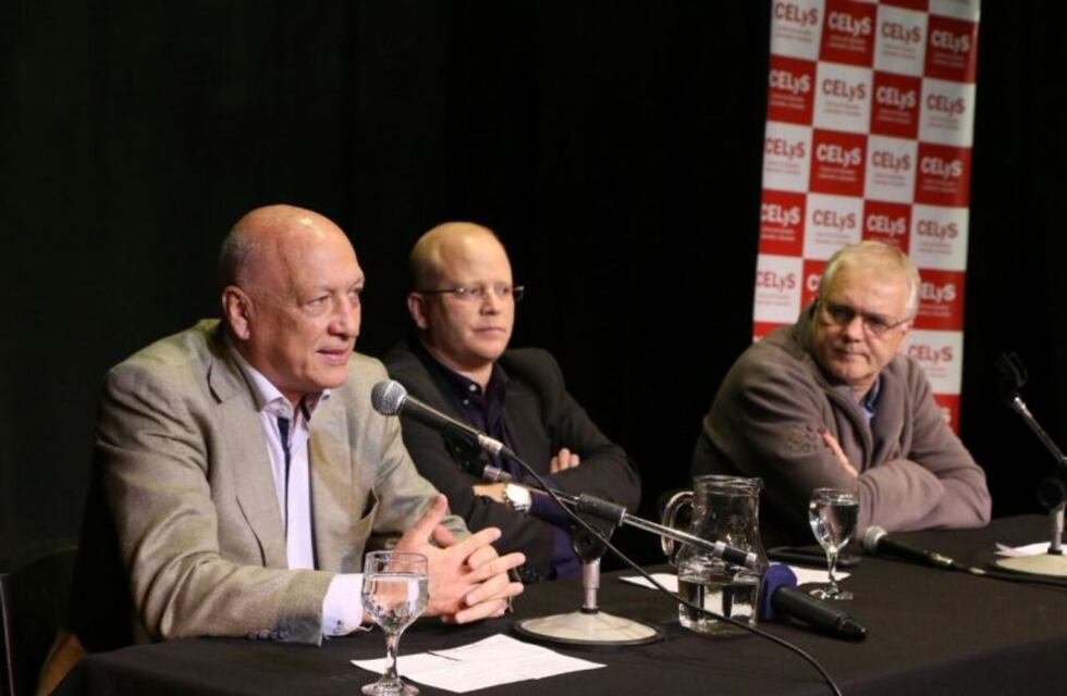 Antonio Bonfatti aseguró que se malinterpretaron sus dichos sobre Macri y Hitler