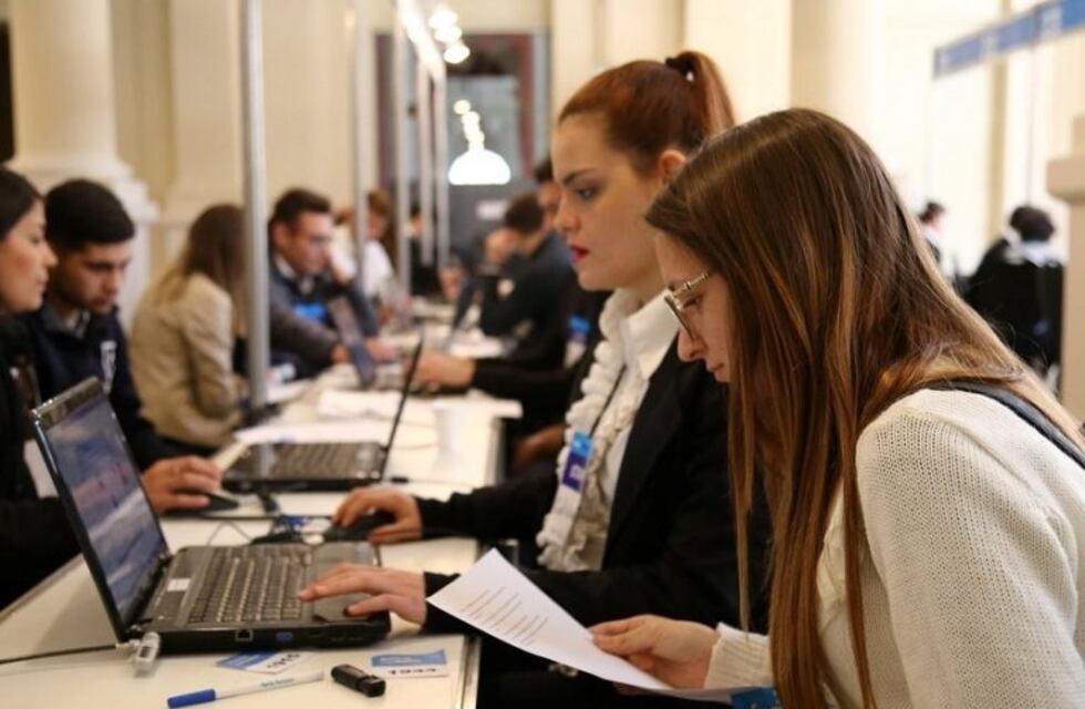 Ya pueden anotarse por internet en la Feria de Empleo de Mar del Plata