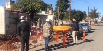Ruben Borello recorre obras de gas en La Calera