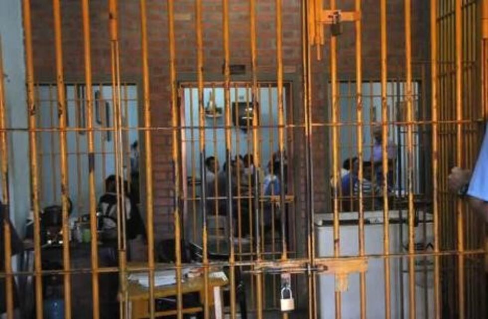 Hubo un motín en Loreto: presos tomaron a otros de rehenes