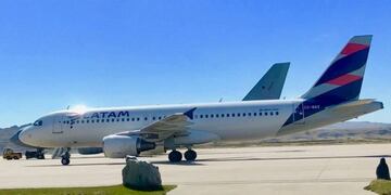 El Gobierno kelper hizo el anuncio para el vuelo entre Córdoba y las Islas Malvinas\u002E