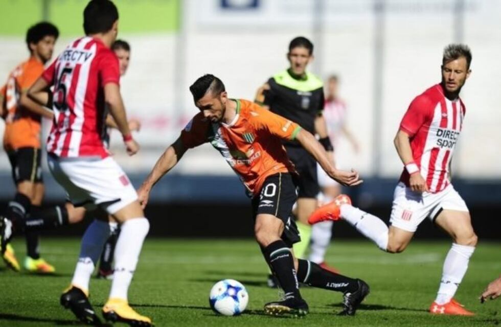 Superliga: Estudiantes se impuso por 2 a 0 ante Banfield