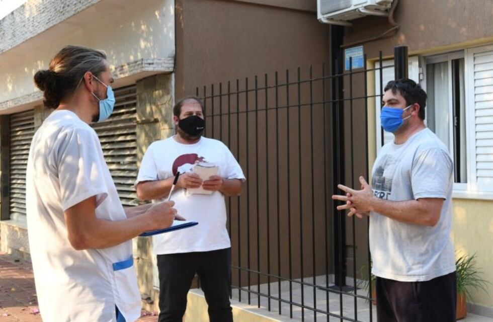 Concientizan casa por casa para prevenir otra epidemia de dengue