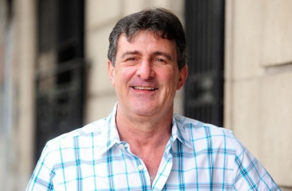 Instituto saludó a Kempes en su cumpleaños; enfocado en el Centenario