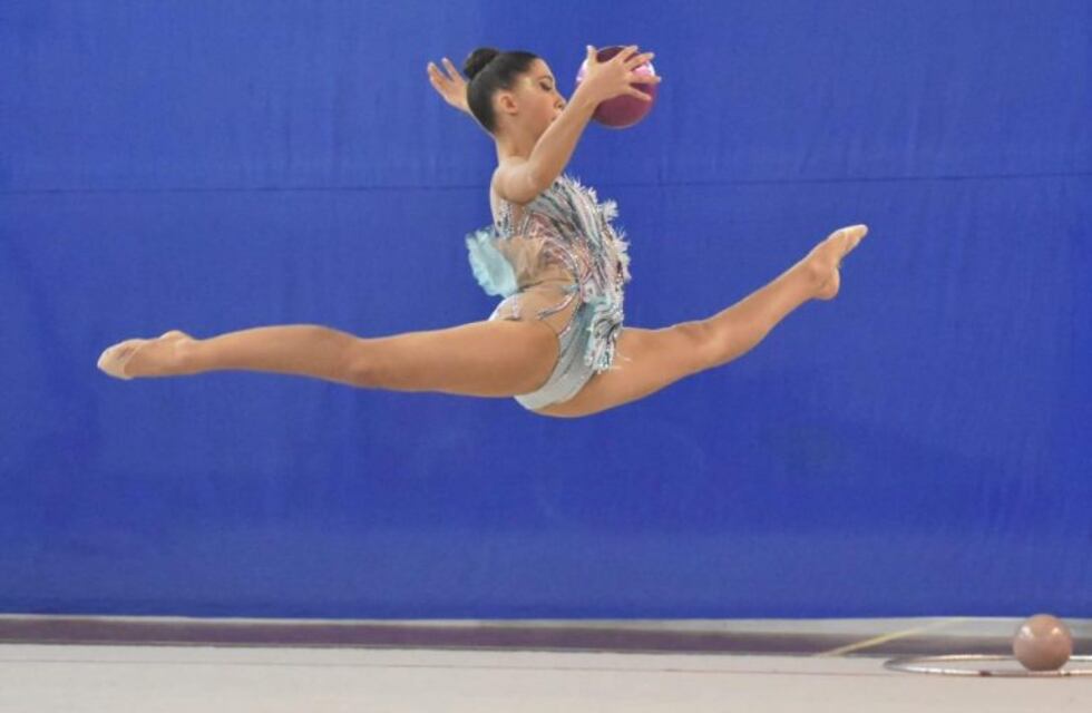 Es una de las referentes de gimnasia rítmica y no puede entrenar hace cinco meses