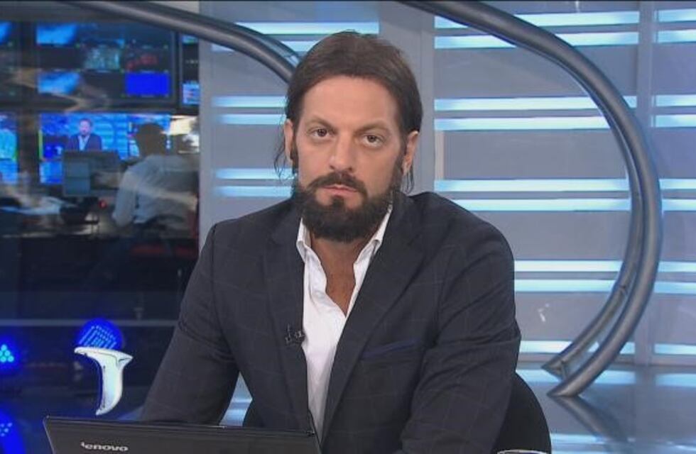 La emotiva despedida de Telenoche al 'Rifle' Varela