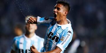 Racing blindó a Matías Zaracho y a una joven promesa con una cláusula millonaria\u002E (EFE)