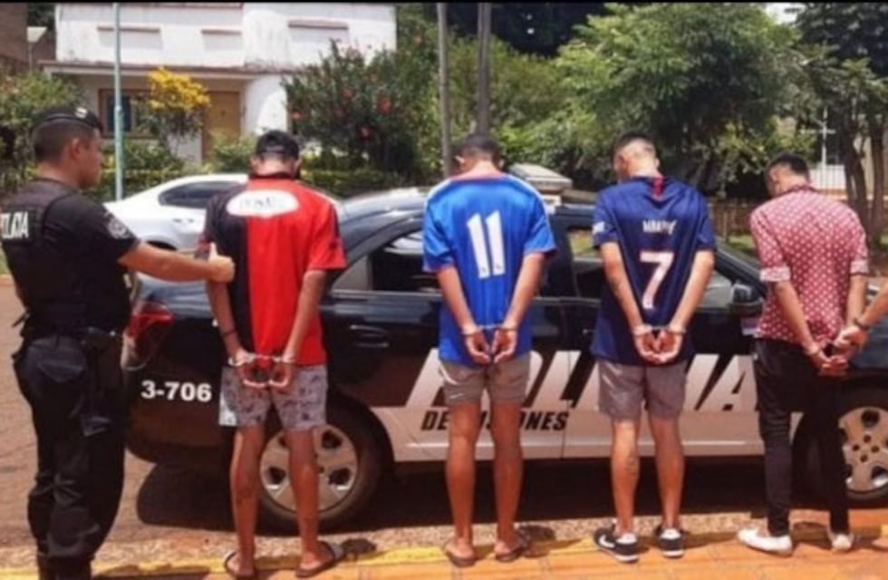 "Le arrancaron los dientes, lo desfiguraron", dijo la madre del menor atacado por una patota