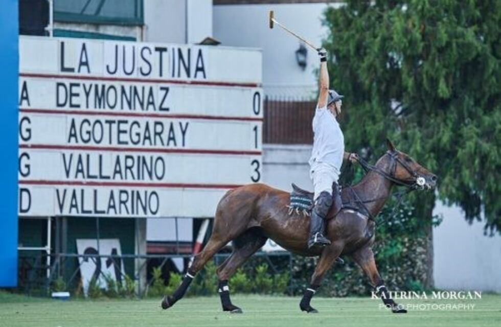 Fin de semana de carnaval con Polo en Gualeguaychú