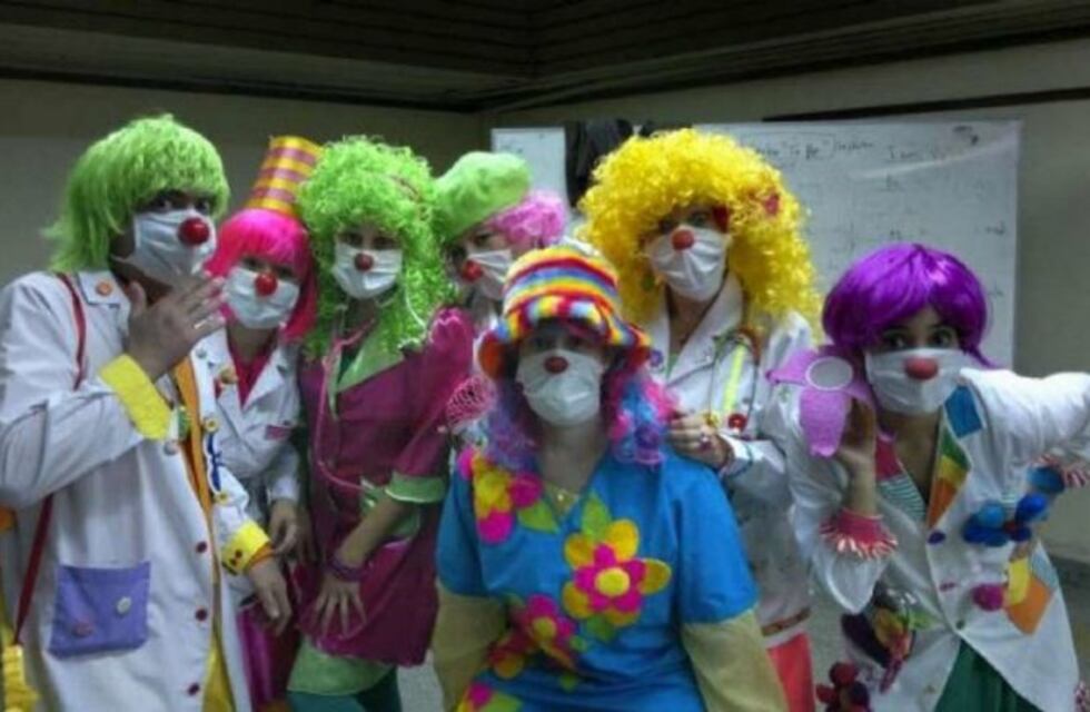 Gobierno se reunió con  la fundación "Hagamos Sonreir a Río Grande, Payasos de Hospital"