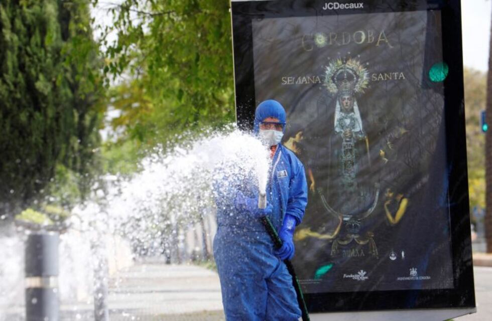 Coronavirus en Córdoba: se realizan trabajos de limpieza y desinfección