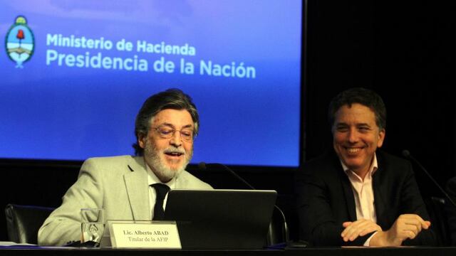 DYN29, BUENOS AIRES 04/04/17, EL MINISTRO DE HACIENDA, NICOLu00c1S DUJOVNE, JUNTO AL TITULAR DE LA ADMINISTRACIu00d3N FEDERAL DE INGRESOS Pu00daBLICOS (AFIP), ALBERTO ABAD, PRESENTAN LOS RESULTADOS DEL SINCERAMIENTO FISCAL EN CONFERENCIA DE PRENSA.FOTO:DYN/TONY GOMEZ
