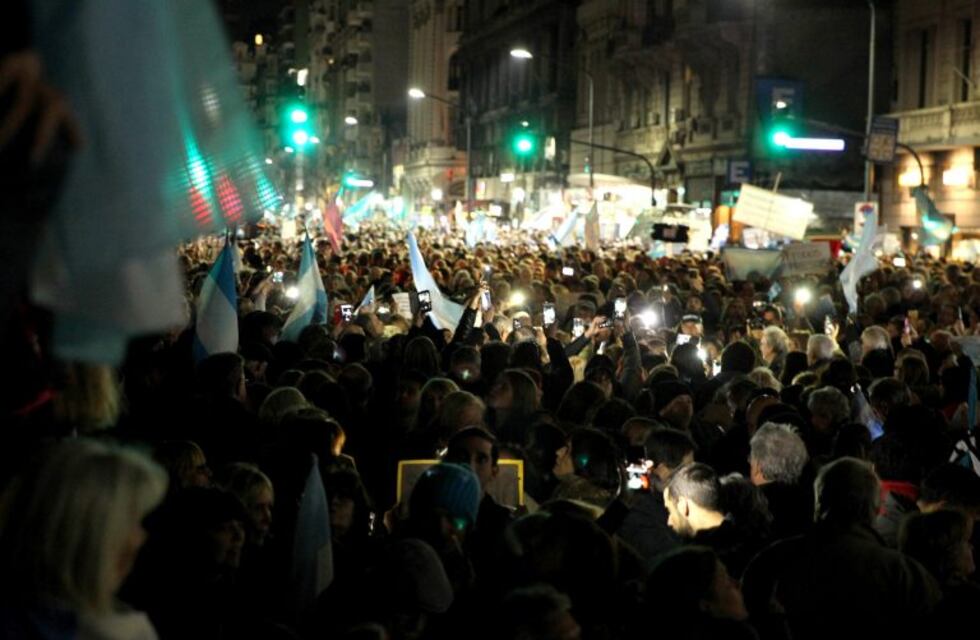 Miles de personas marcharon en todo el país para exigir el desafuero de Cristina Kirchner