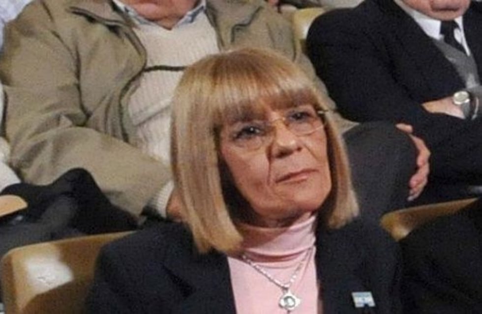 Una loba entre lobos: presentan el libro "La Cuca"