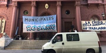 Comenzó el paro municipal en Rosario\u002E (@mauroyasprizza)