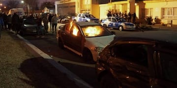 Los vecinos de Santa Isabel repudiaron la acción policial aunque la protesta derivó en más violencia\u002E (Twitter)