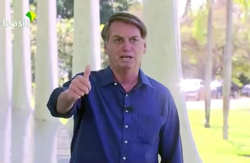Demandarán a Bolsonaro por poner en riesgo a periodistas al anunciar su positivo de coronavirus