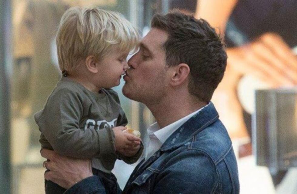 Michael Bublé se quebró y lloró al hablar del cáncer de su hijo Noah