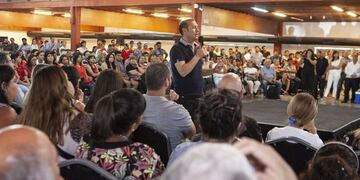 Omar Gutiérrez encabezó un acto partidario\u002E (LMNeuquén)