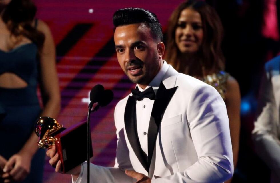 ¿Por qué aún seguimos cantando Despacito?