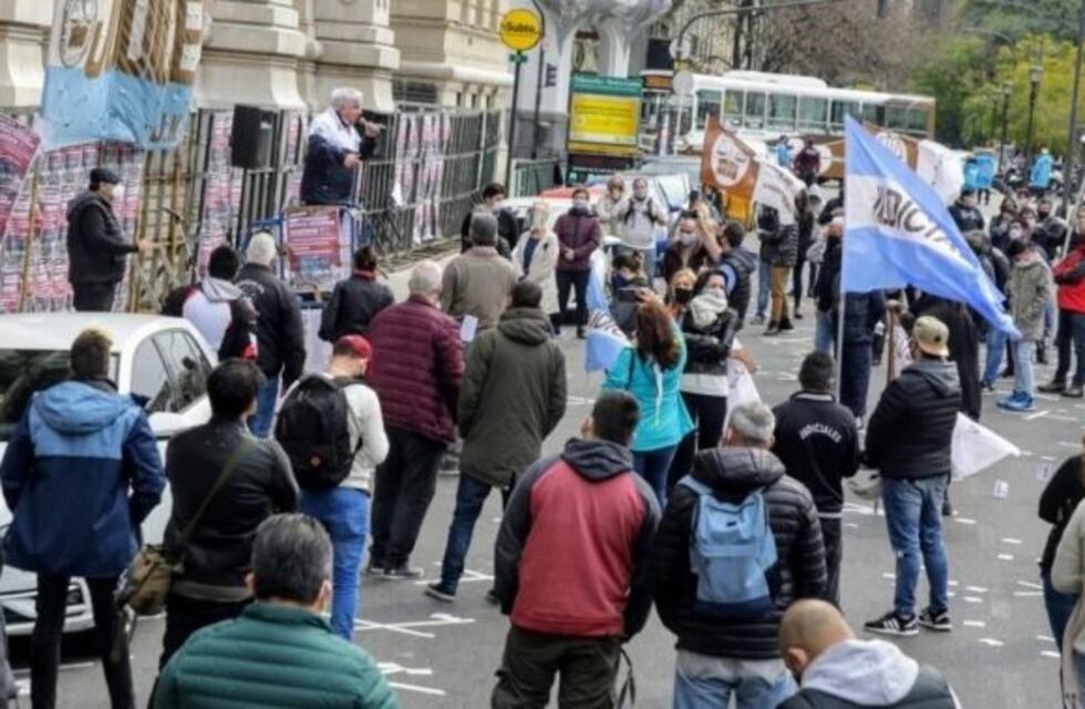 Paro de los judiciales por 36 horas en reclamo de aumento salarial