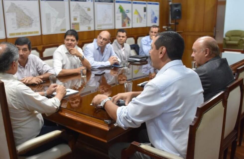 Anunciaron medidas para atender la emergencia hídrica de comercios y servicios