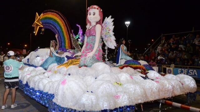 Primer desfile de carrozas estudiantiles, en Jujuy