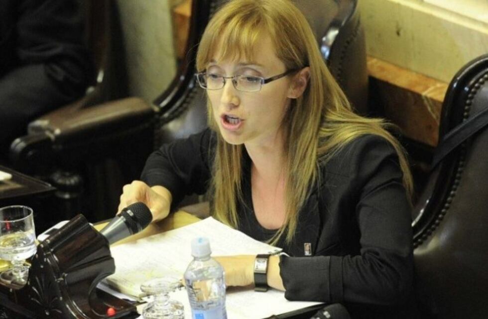 Sagasti presentó un proyecto para que las regalías de Los Nihuiles sean el 100% para Mendoza