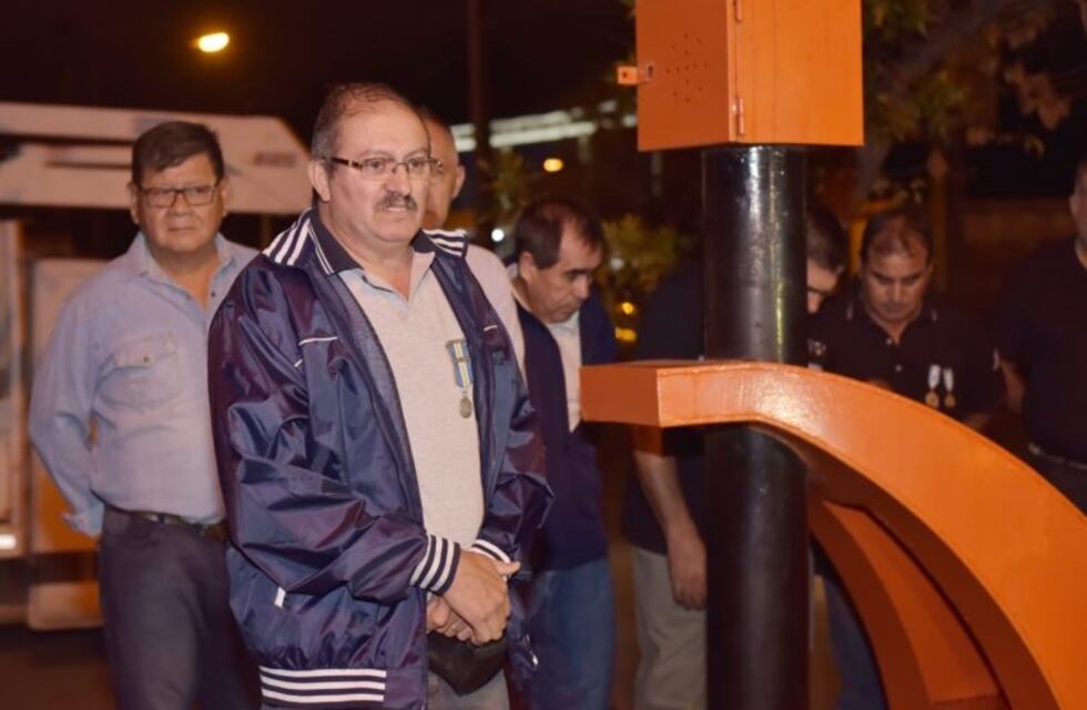 Encendieron la llama en el Monumento a los Héroes en la Plazoleta Malvinas en Arroyito