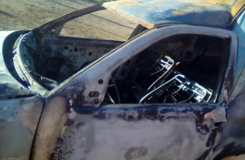 Lo despidieron y prendió fuego la camioneta de su ex jefe