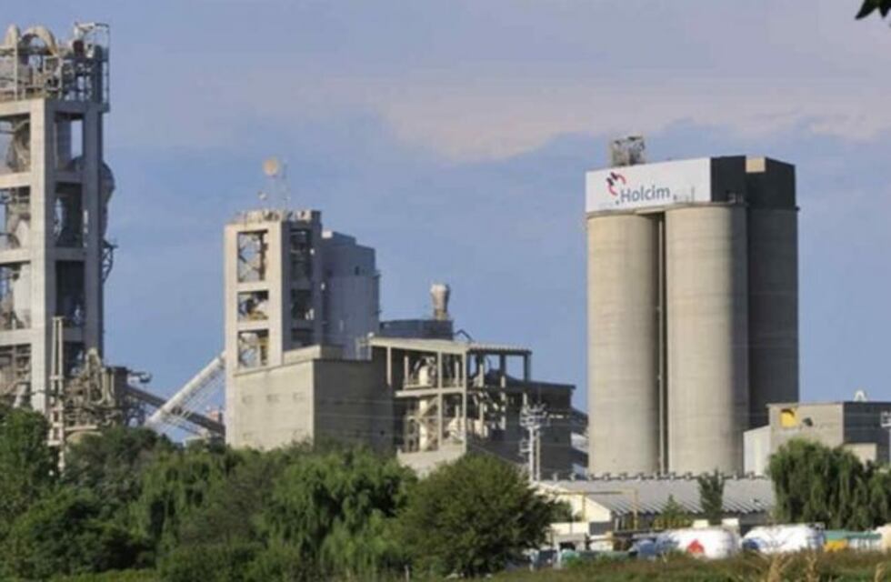Holcim ampliará su planta cementera y generaría 100 puestos de trabajo en Córdoba