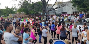 Colecta solidaria en el Parque Oliver (Municipalidad de Santa Rosa)