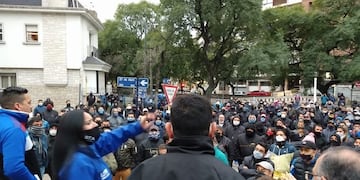 La movilización del gremio no encontró respuestas para destrabar el conflicto\u002E