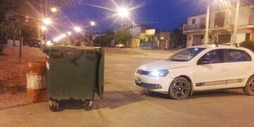 El pozo donde terminó el auto(crédito: Juan Carlos Díaz)