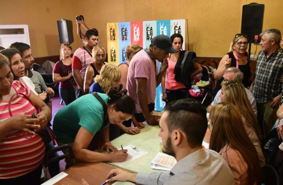 Ayudan con más de $6 millones a familias damnificadas por un temporal en Córdoba