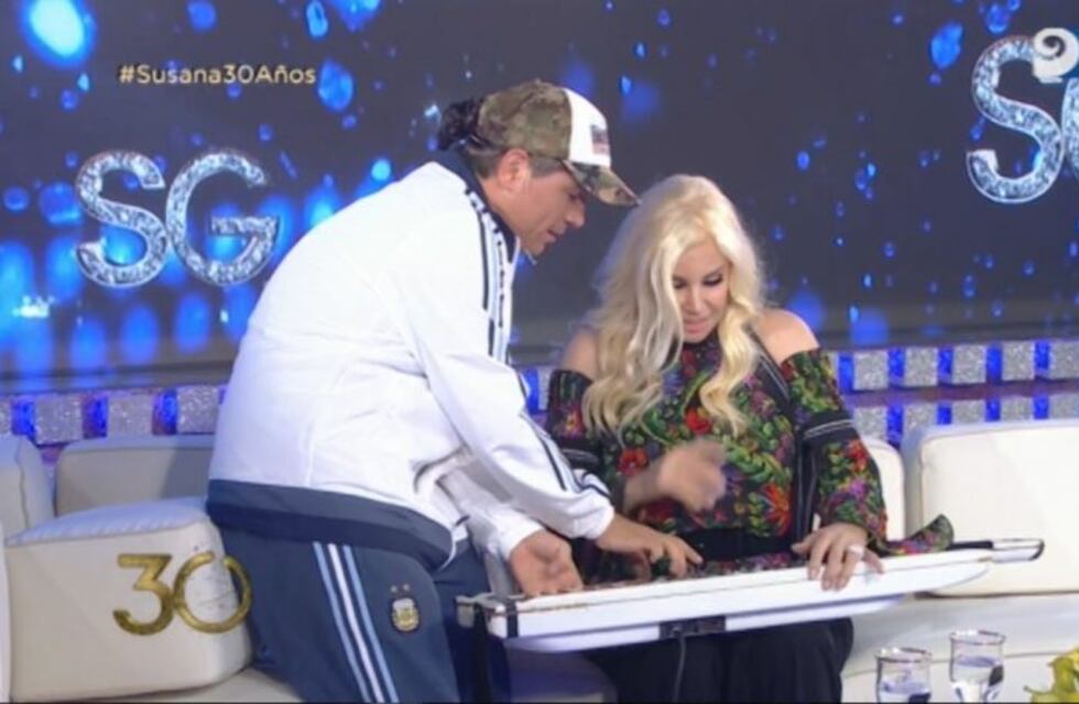 Pablo Lescano tocó el piano con Susana Giménez