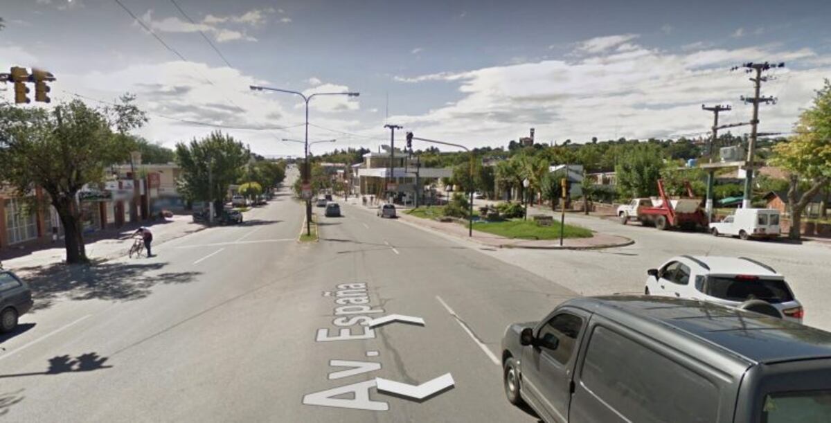 Av España, Valle Hermoso