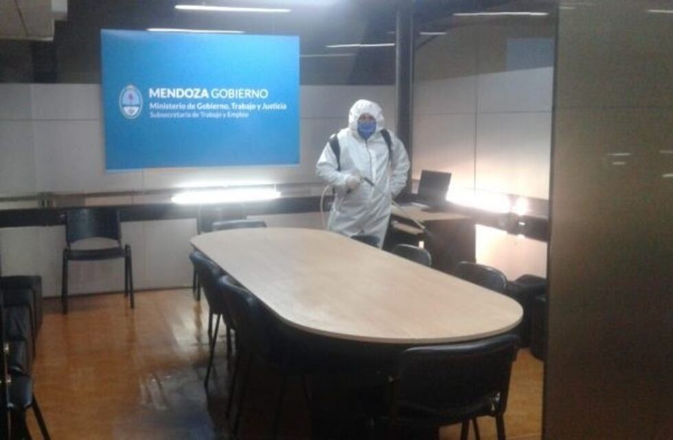 Coronavirus: el Iscamen desinfectó las oficinas de la Subsecretaría de Trabajo