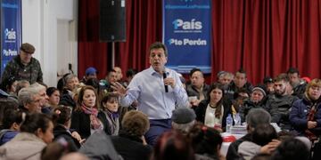 "A quienes más jodió el plan económico del Gobierno fue a los jubilados", sostuvo Massa