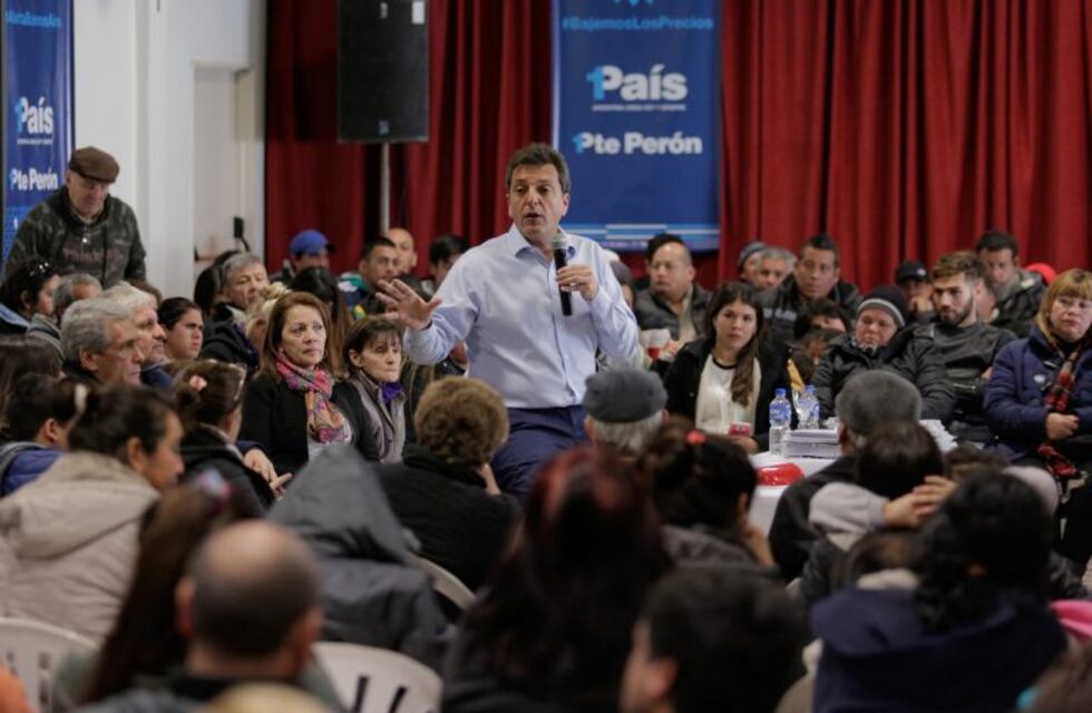 "A quienes más jodió el plan económico del Gobierno fue a los jubilados", sostuvo Massa