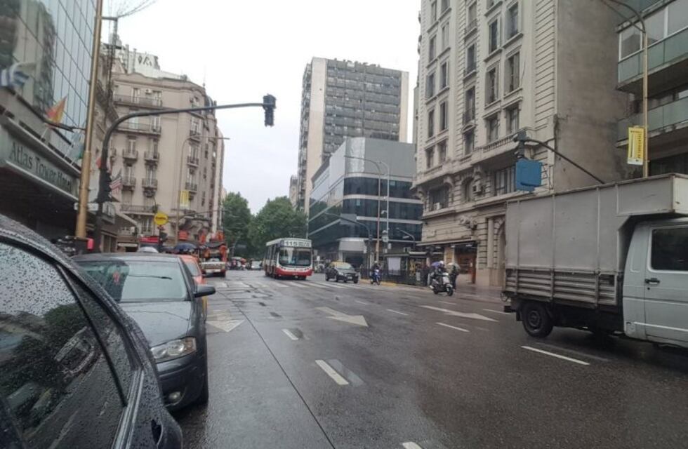 Se normalizó la circulación en Corrientes y Callao tras una manifestación