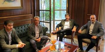 Ramiro Caballero Ministro de Industria TDF