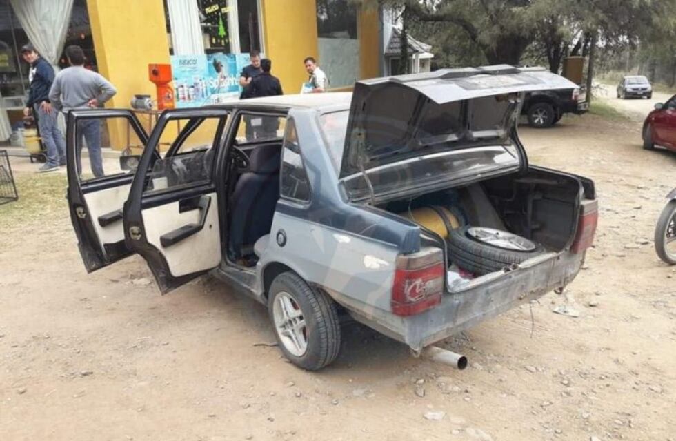 Un joven borracho robó un auto y salió a pasear