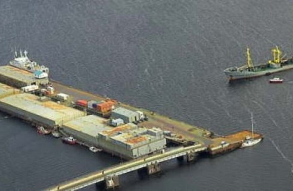 Nuevo puerto en Malvinas estaría funcionando en 2024